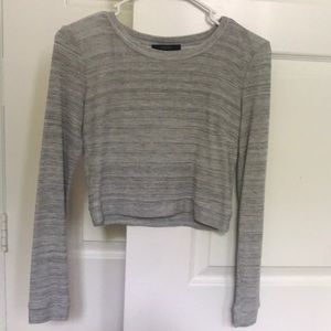 Long sleeve crop top